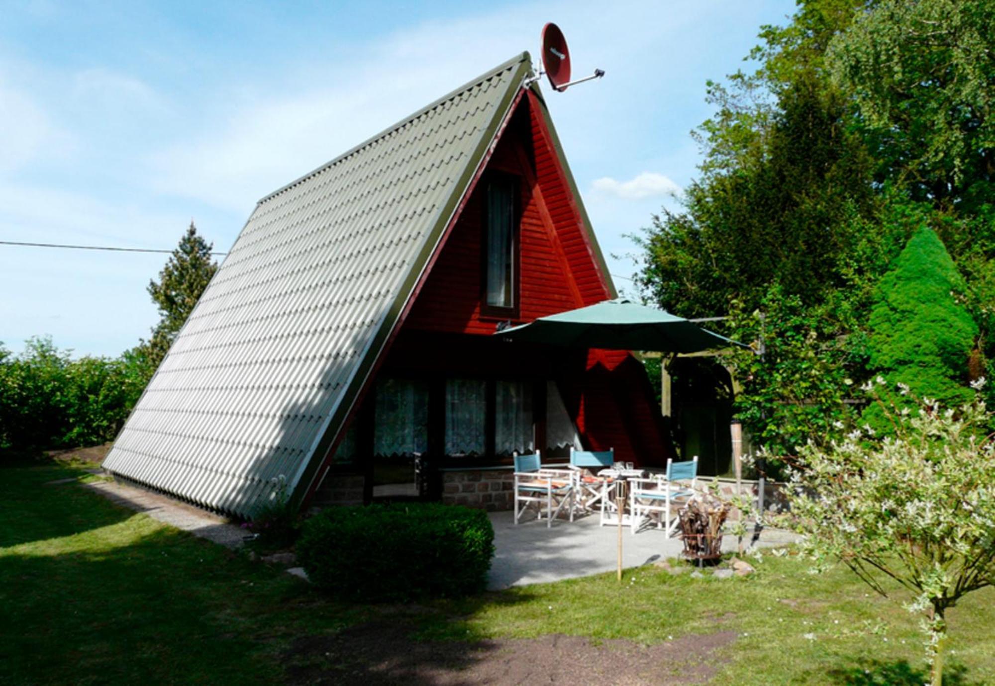 Ferienhaus Am See Perlin Buitenkant foto